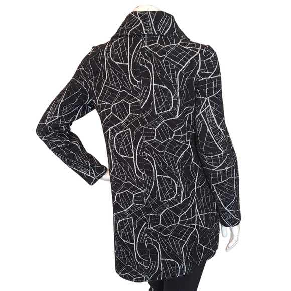 Tonia DeBellis Black White Abstract Print Jacket - Picture 3 of 14